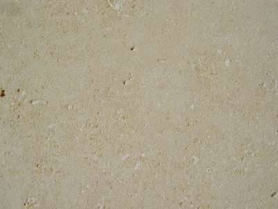 Notre zone d'activité pour ce service Piliers de portail en pierre du Pont du Gard taillés sur mesure avec finition bouchardée livrés à